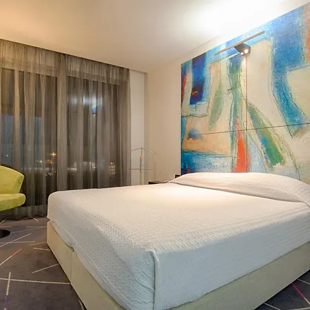 Hotel Nobel Zira 4*