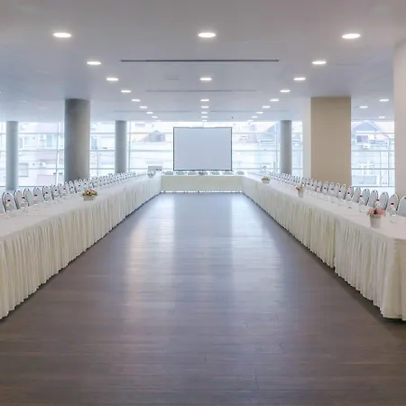 Hotel Nobel Zira 4*